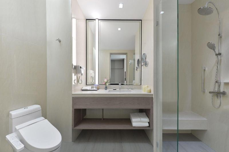 Centre Point Hotel Terminal21 Korat image