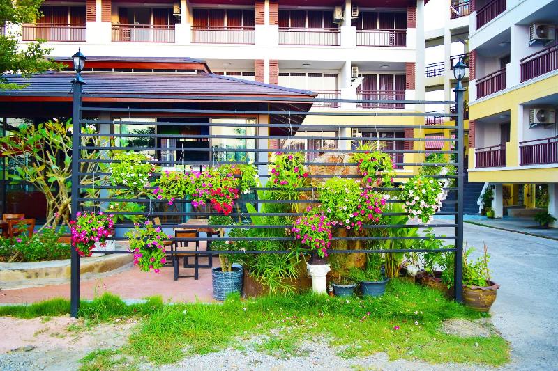 Nantharom Hotel and Restaurant — photo 5