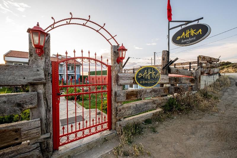 Sahika Konuk Evi