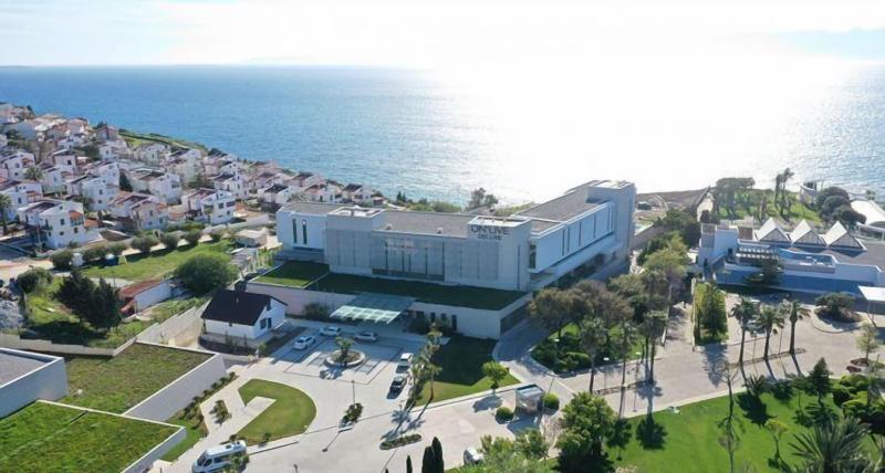 On'Live Hotel image