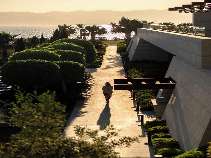 On'Live Hotel image