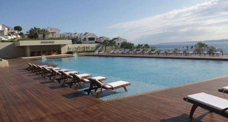 On'Live Hotel image