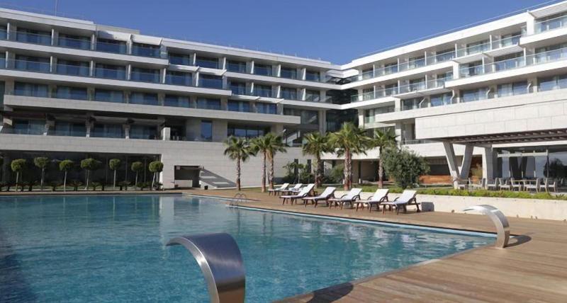 On'Live Hotel image