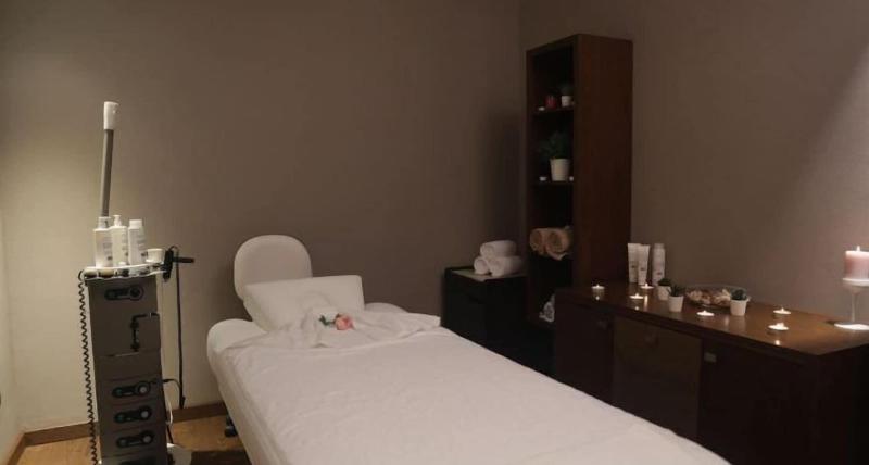 On'Live Hotel image