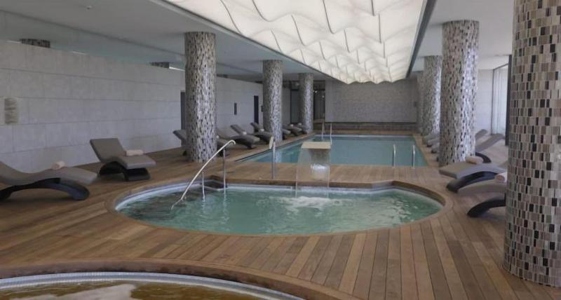 On'Live Hotel image