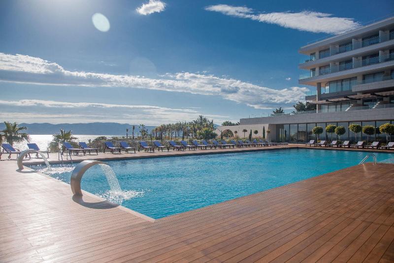 On'Live Hotel image