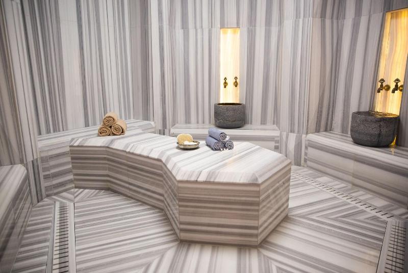On'Live Hotel image