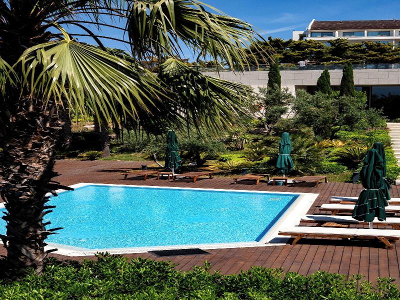 On'Live Hotel image