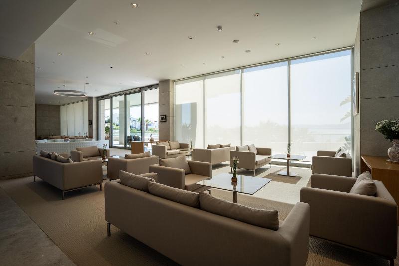 On'Live Hotel image