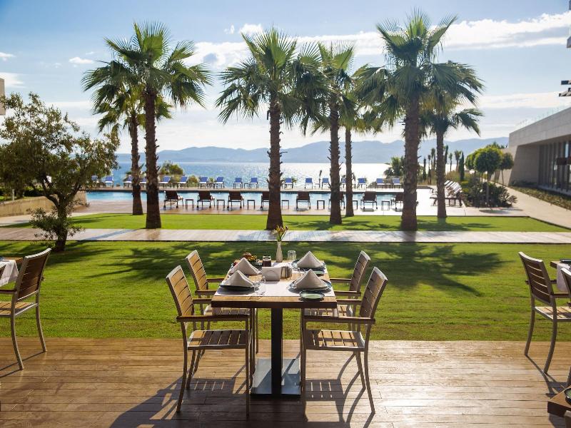 On'Live Hotel image