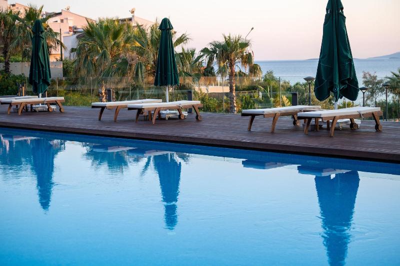 On'Live Hotel image