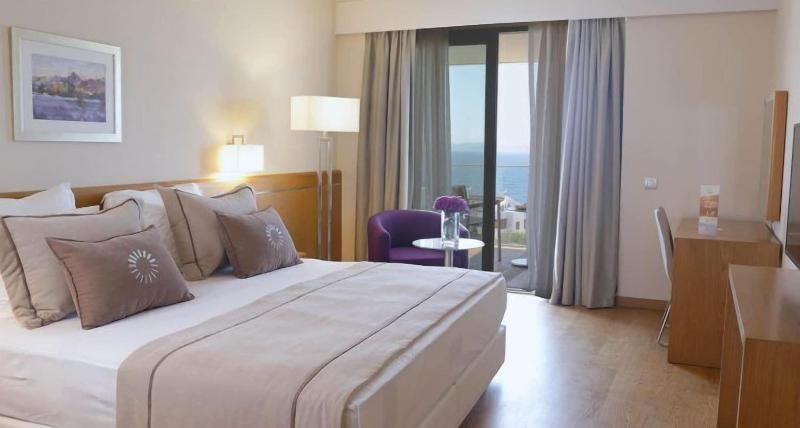 On'Live Hotel image