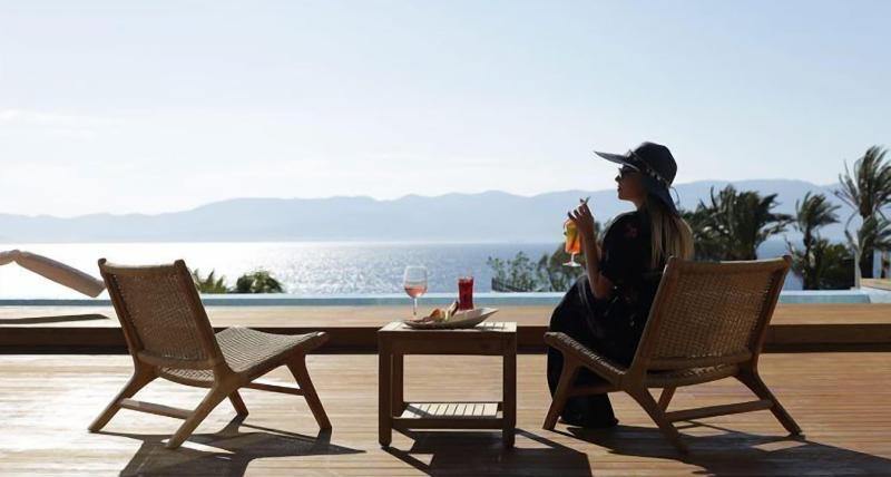On'Live Hotel image
