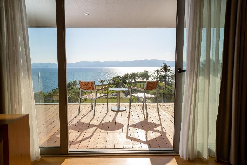 On'Live Hotel image