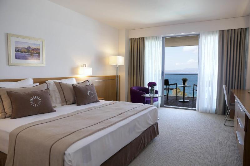 On'Live Hotel image