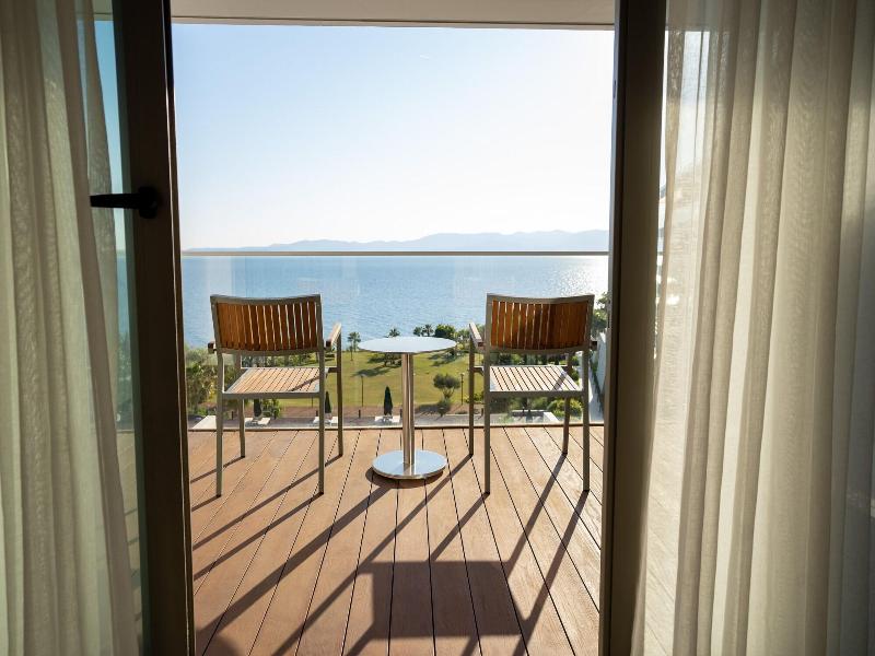 On'Live Hotel image
