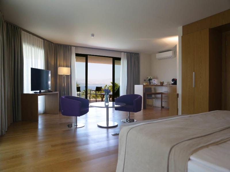 On'Live Hotel image