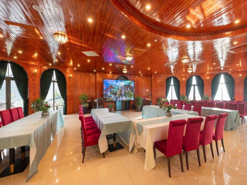 Heaven Gate Hotel O Quy Ho