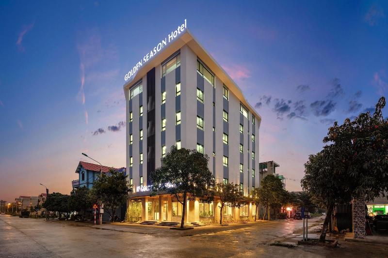 Golden Season Hotel image