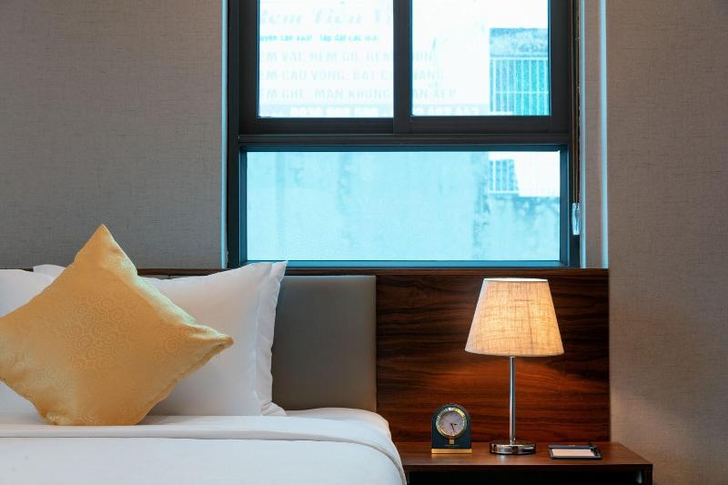 Golden Season Hotel image