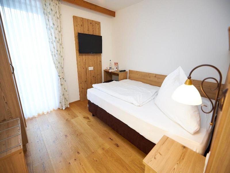 Gasthof zur Post image