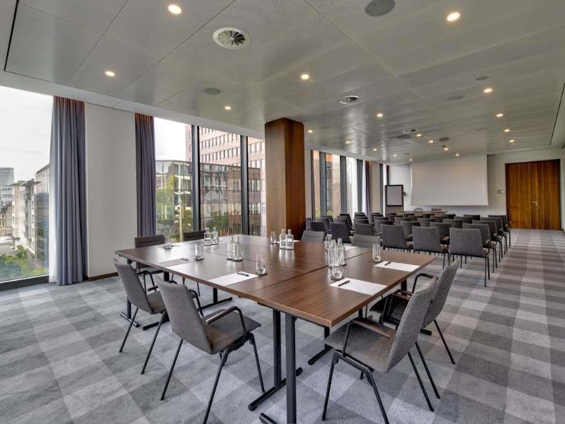 Movenpick Hotel Basel image