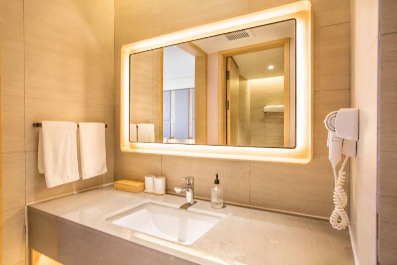 Ji Hotel Jingzhong Yuci Wanda Plaza 4