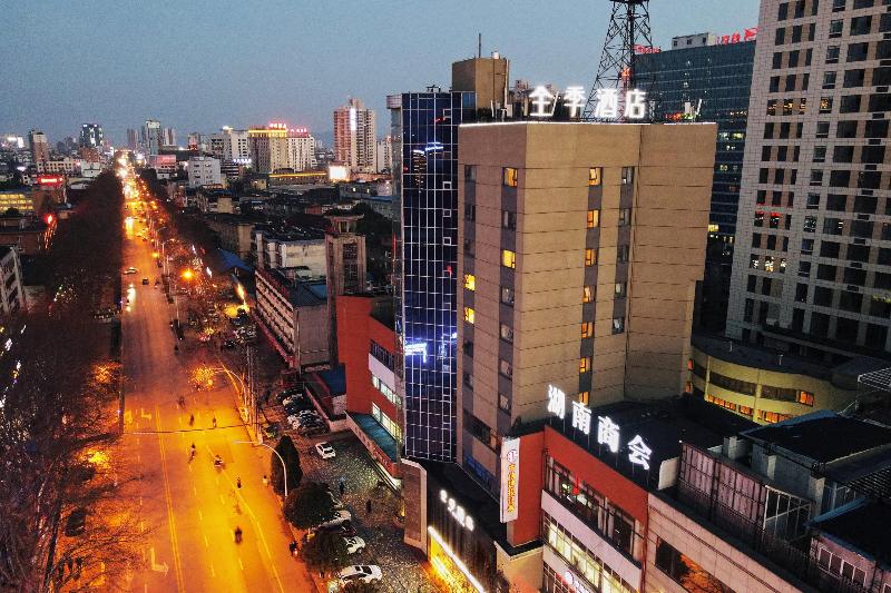 Ji Hotel (Hanzhong Central Plaza) image