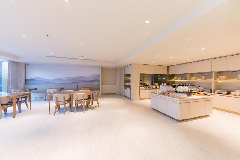 Ji Hotel (Suihong Yinhe International Plaza) image