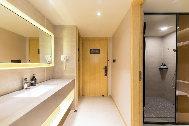 Ji Hotel (Suihong Yinhe International Plaza) image