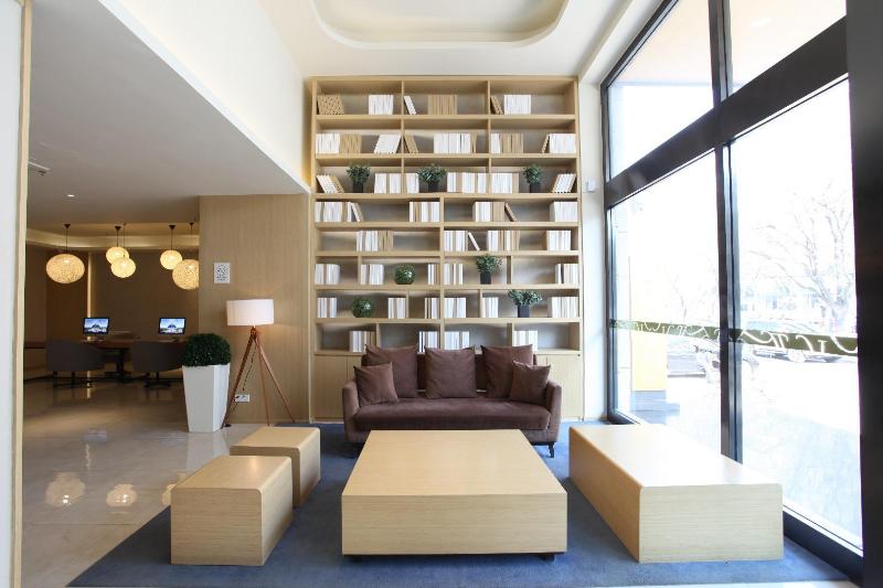 Ji Hotel (Yinchuan Drum Tower)