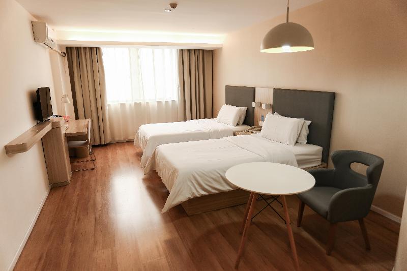 Hanting Hotel (Haiyan Xinqiao North Road) image