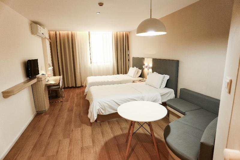 Hanting Hotel (Haiyan Xinqiao North Road) image