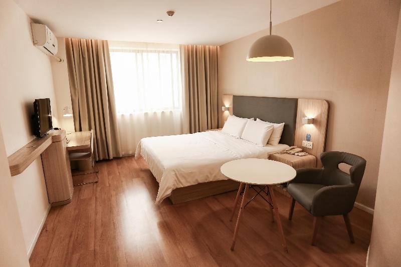 Hanting Hotel (Haiyan Xinqiao North Road) image