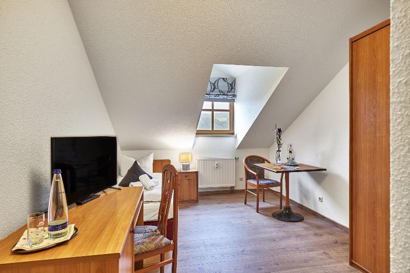 Landhotel Donaublick image