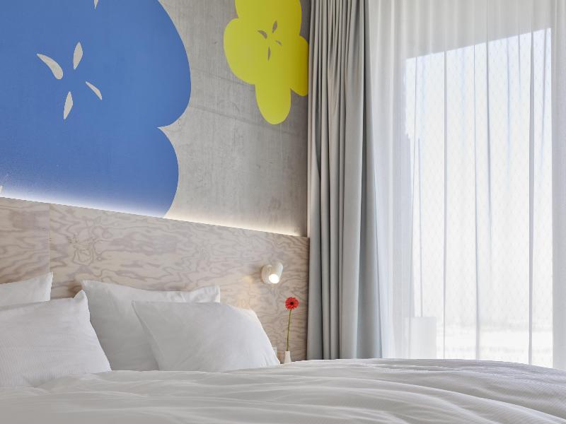 Flowers Hotel Essen image