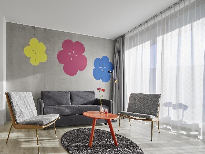 Flowers Hotel Essen image
