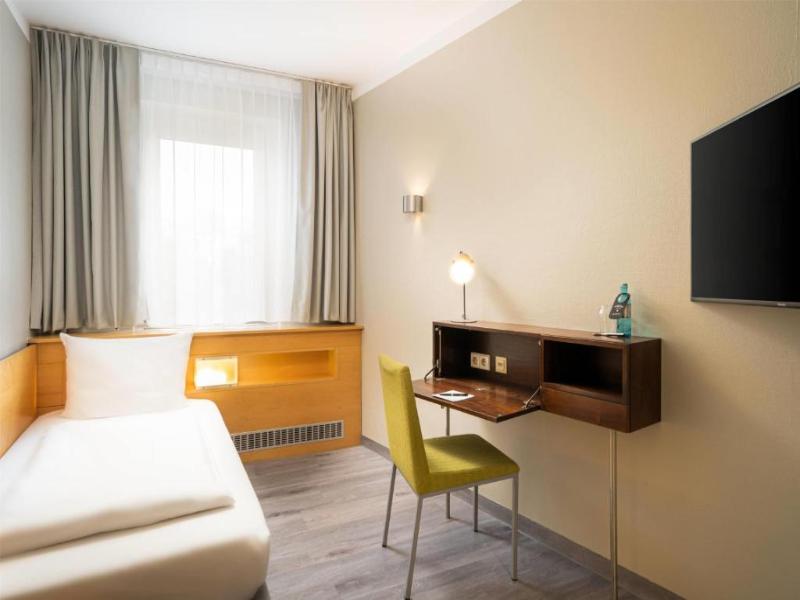 Elaya Hotel Hannover City, Trademark by Wyndham image