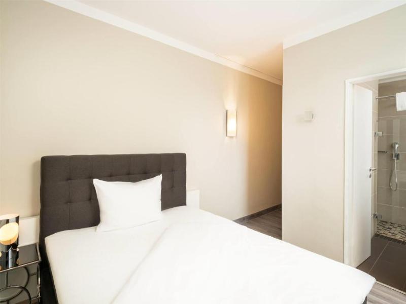 Elaya Hotel Hannover City, Trademark by Wyndham image