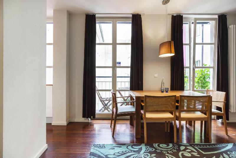 Belfort Rooms & Apartments image