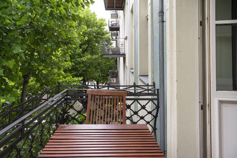 Belfort Rooms & Apartments image