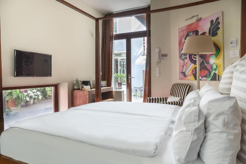 Belfort Rooms & Apartments image