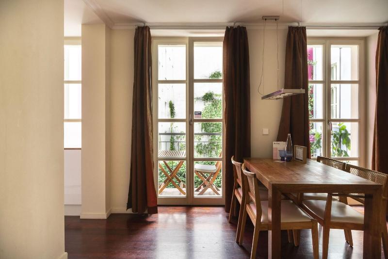 Belfort Rooms & Apartments image