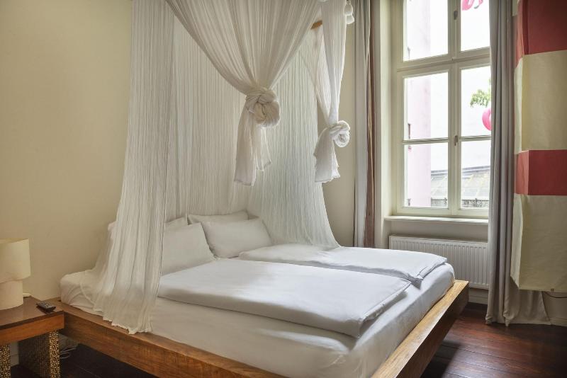 Belfort Rooms & Apartments image