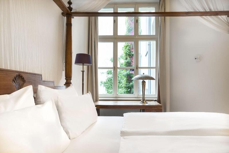 Belfort Rooms & Apartments image
