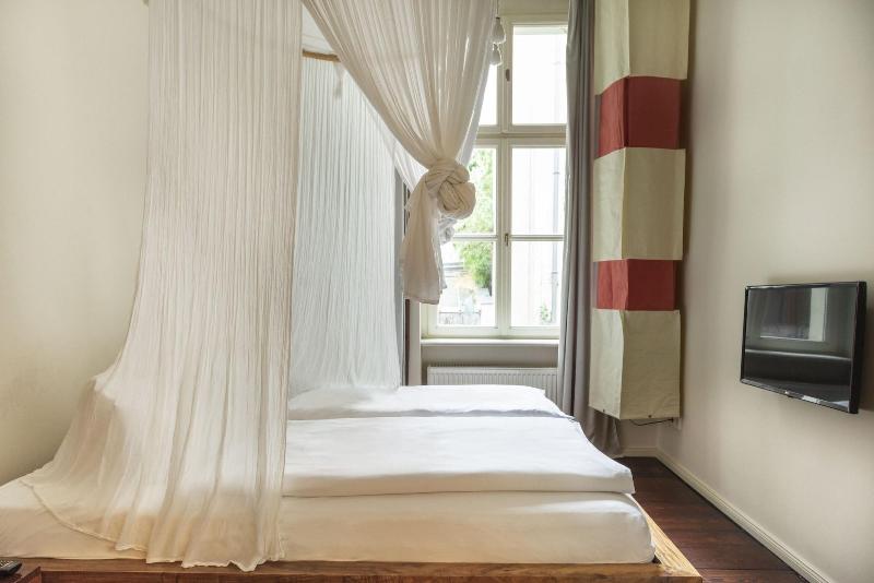 Belfort Rooms & Apartments image