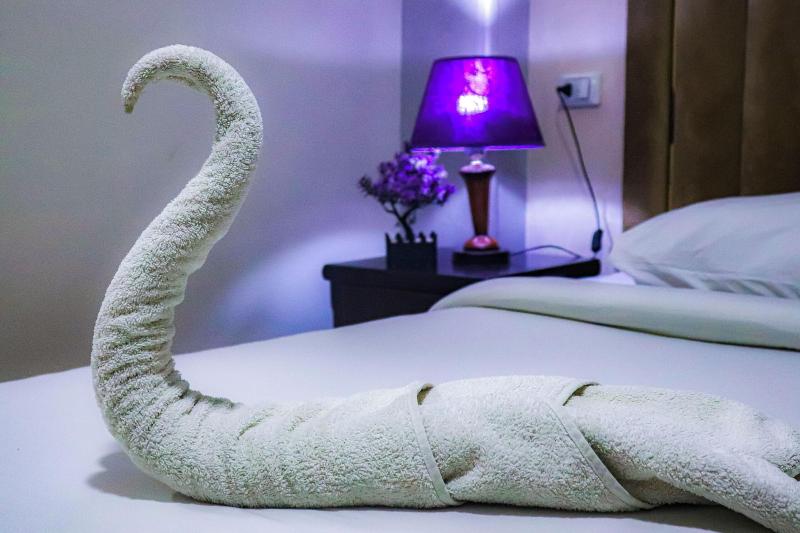 Golden Pyramids Inn image