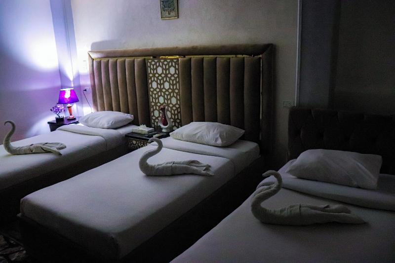 Golden Pyramids Inn image