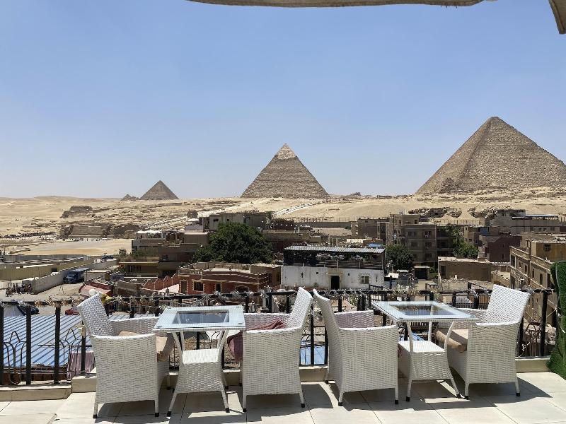 Golden Pyramids Inn image