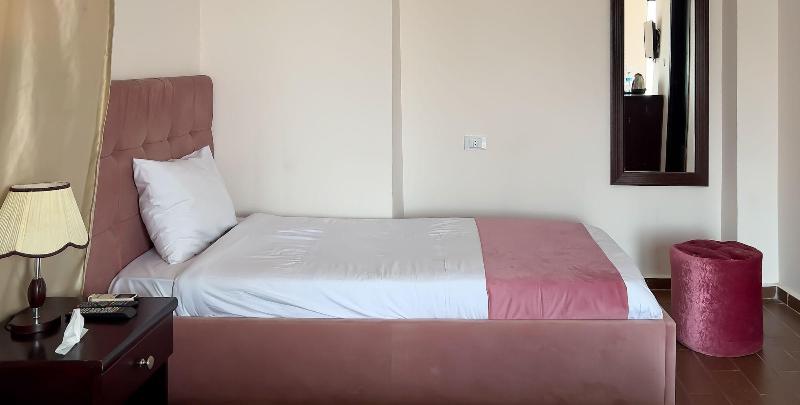 Golden Pyramids Inn image